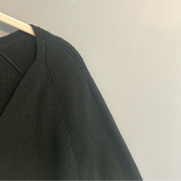 Athleta Hanover Refined V-neck Sweater - Black Washable Merino Wool - Picture 10 of 16